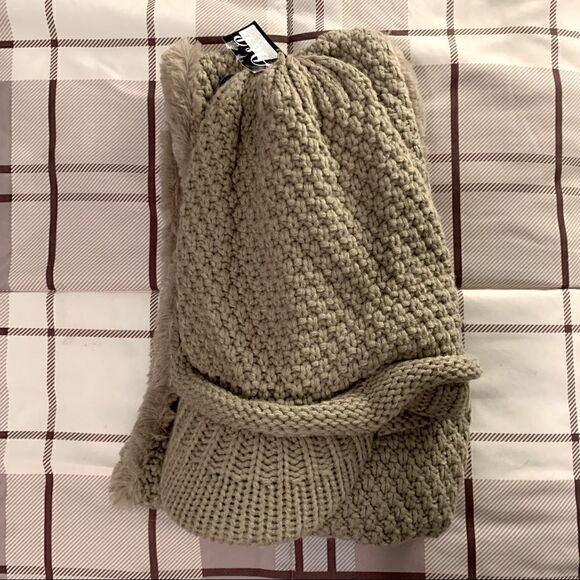 Knit winter hat & scarf set - Picture 1 of 5